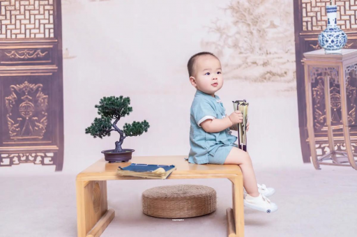 睢县孕妇肚子上的黑线
